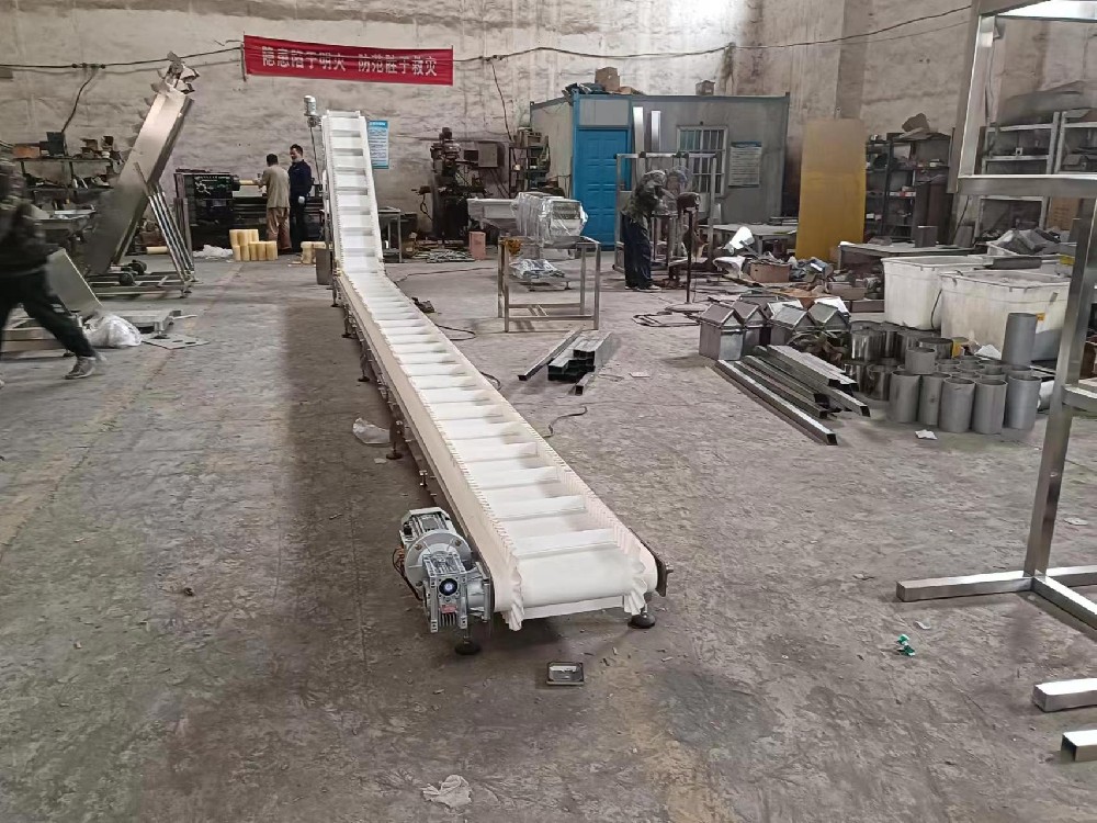 雞西Z型裙邊皮帶給料機
